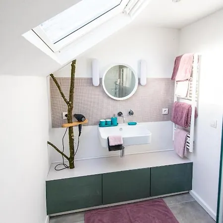 7 Personnes- Le Refuge Du Saule * Burdinne