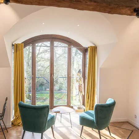 Сasa de vacaciones 9 Personnes- Le Refuge Du Saule Burdinne