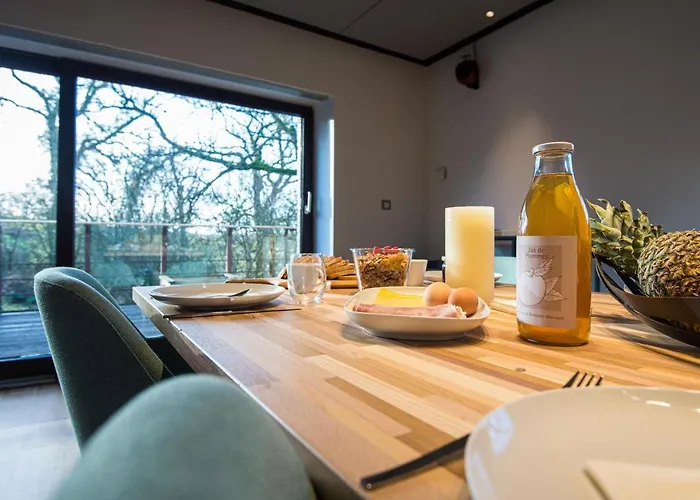 9 Personnes- Le Refuge Du Saule Burdinne